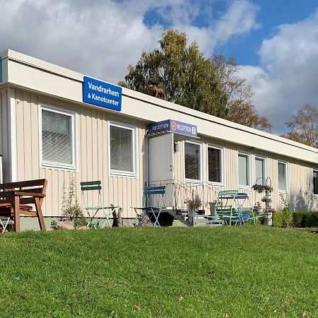 Haellefors Vandrarhem-Hostel & Kanotcenter Екстер'єр фото
